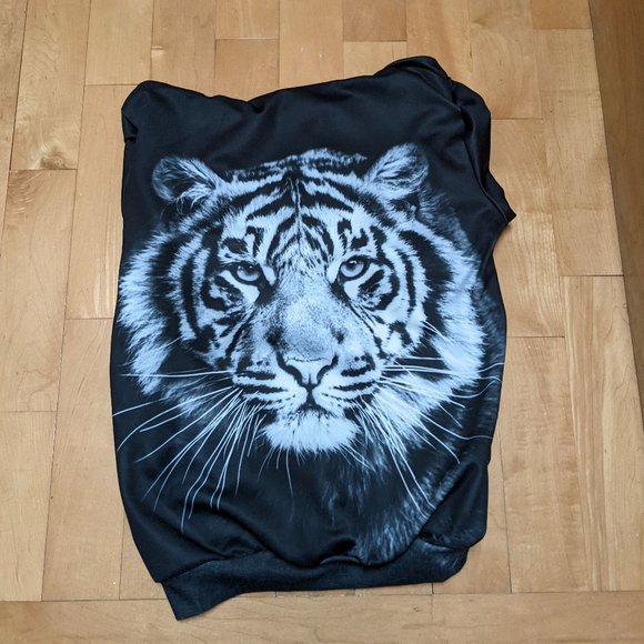 ✨HOST PICK✨**NWOT**Tiger hoodie for men - Picture 2 of 3
